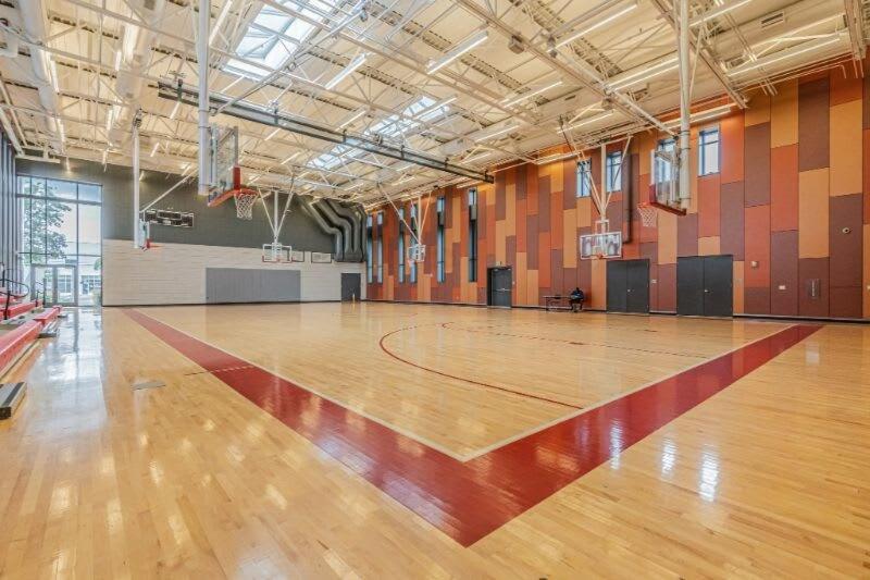 2bd Htx I Fast Wi-fi Free Parking Full Gym *